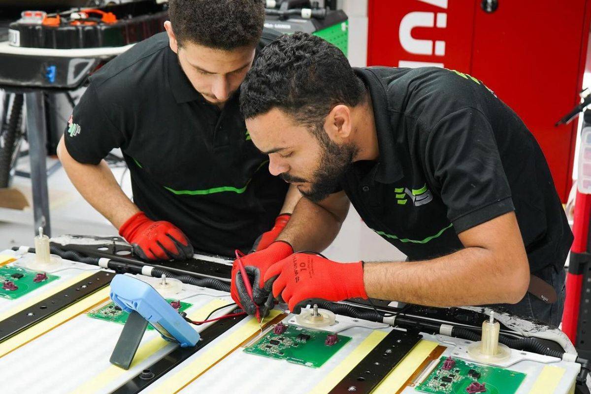 Common High-Voltage System Failures in Luxury Electric Cars